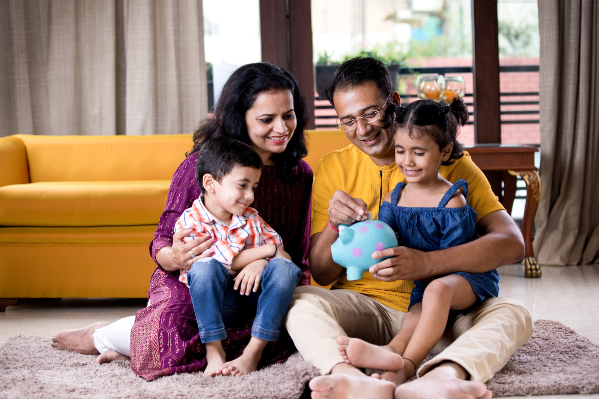 Ultimate Dummies Guide On How To Start Saving Money in Singapore